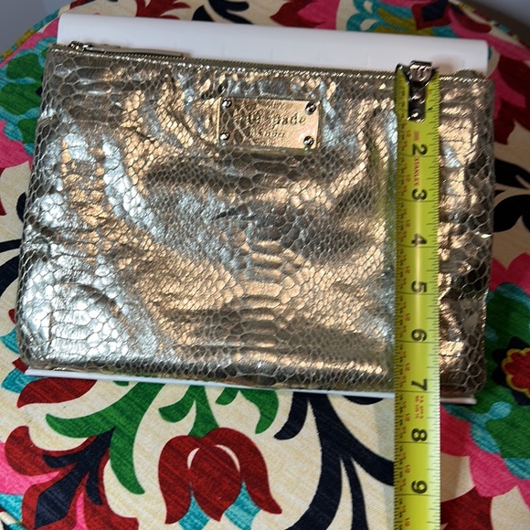 Kate Spade Foiled Pouch Makeup Bag Clutch Snake Print Gold - Picture 7 of 9